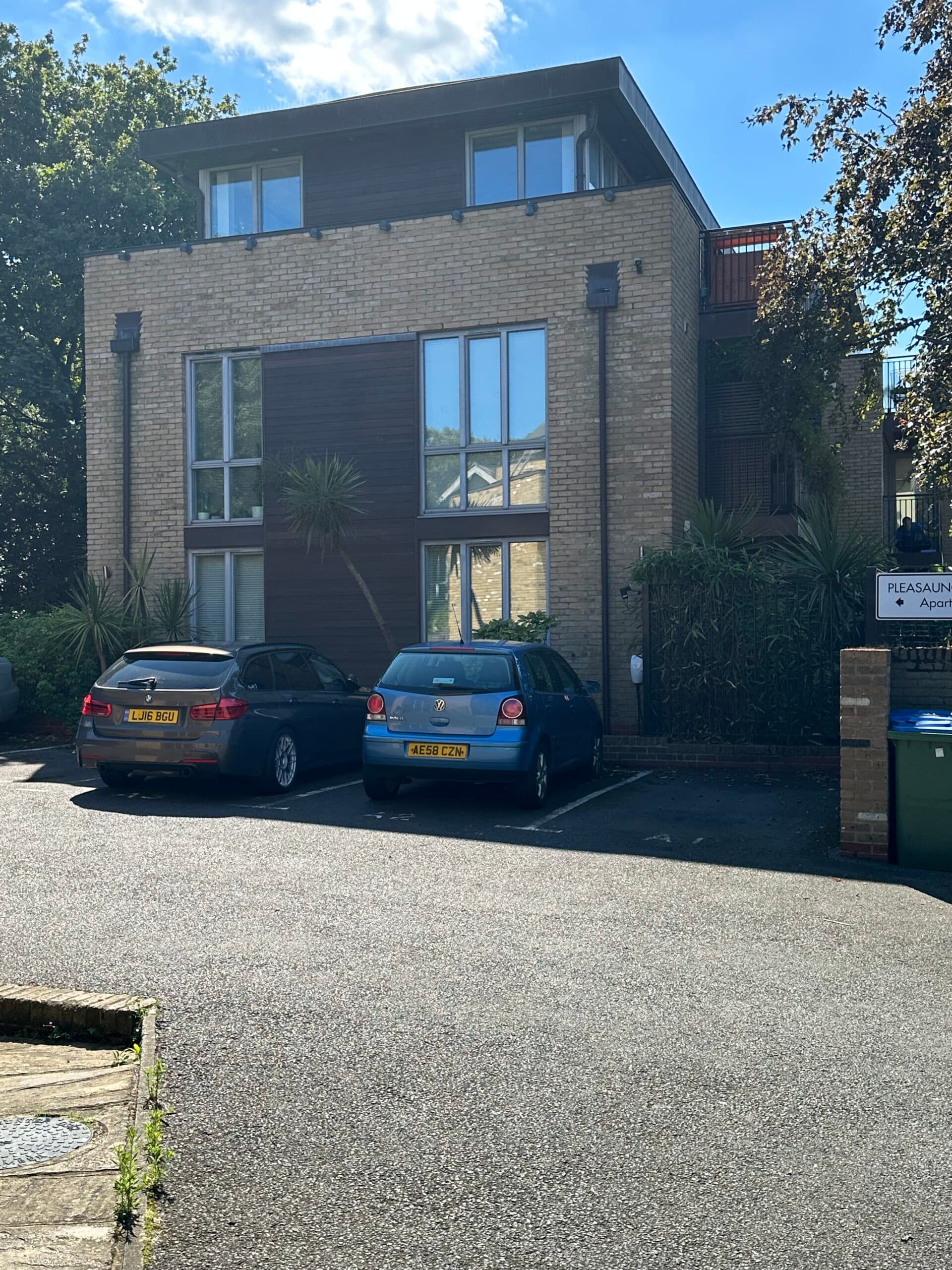 Pleasaunce Mansions SE10